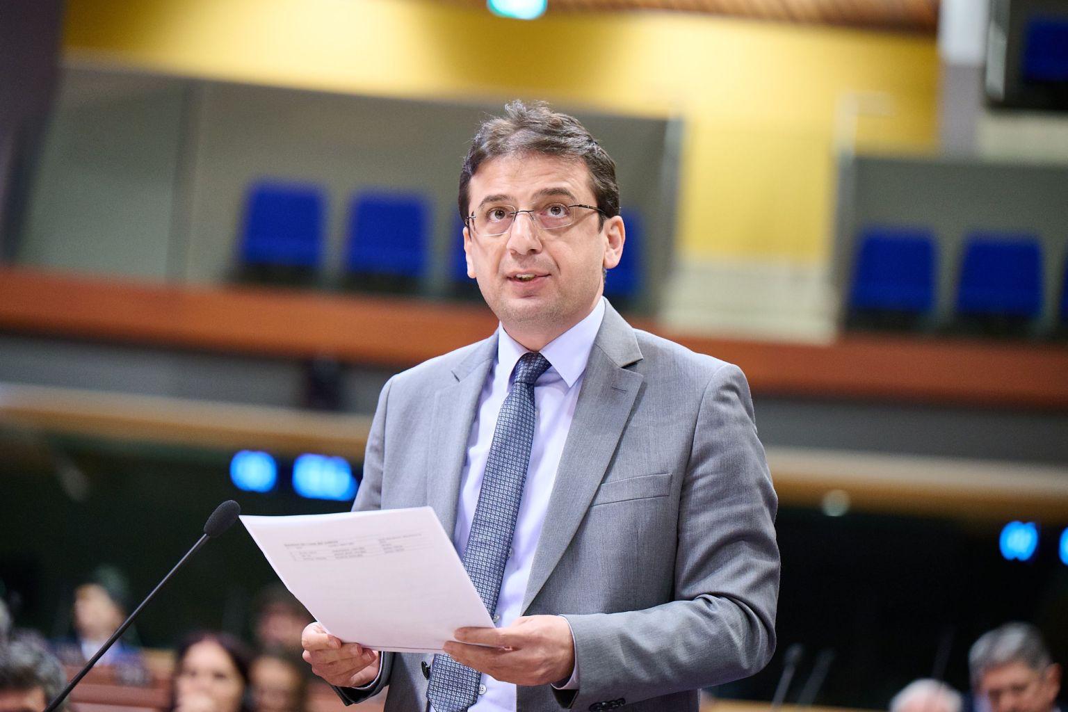 Dr. Yunus Emre 