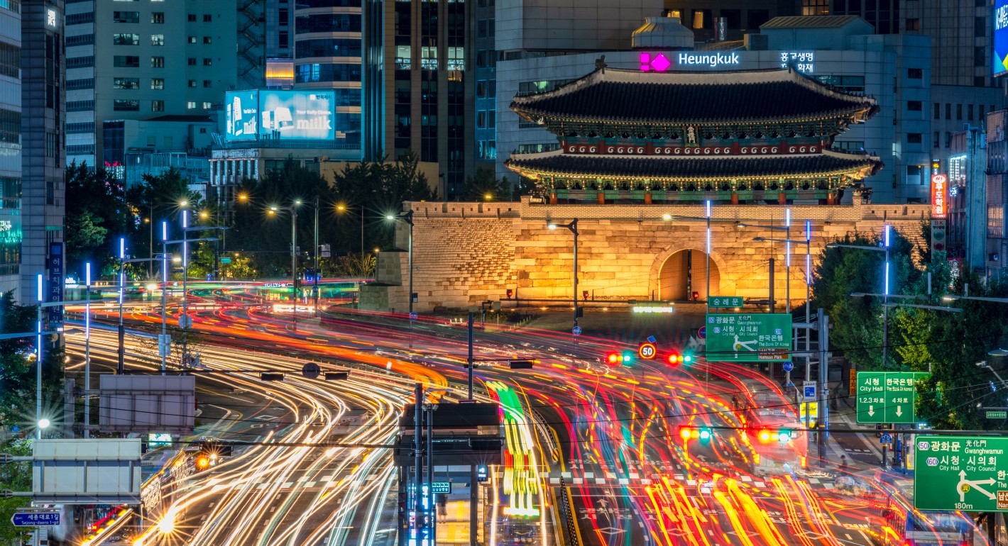Seoul traffic at night 