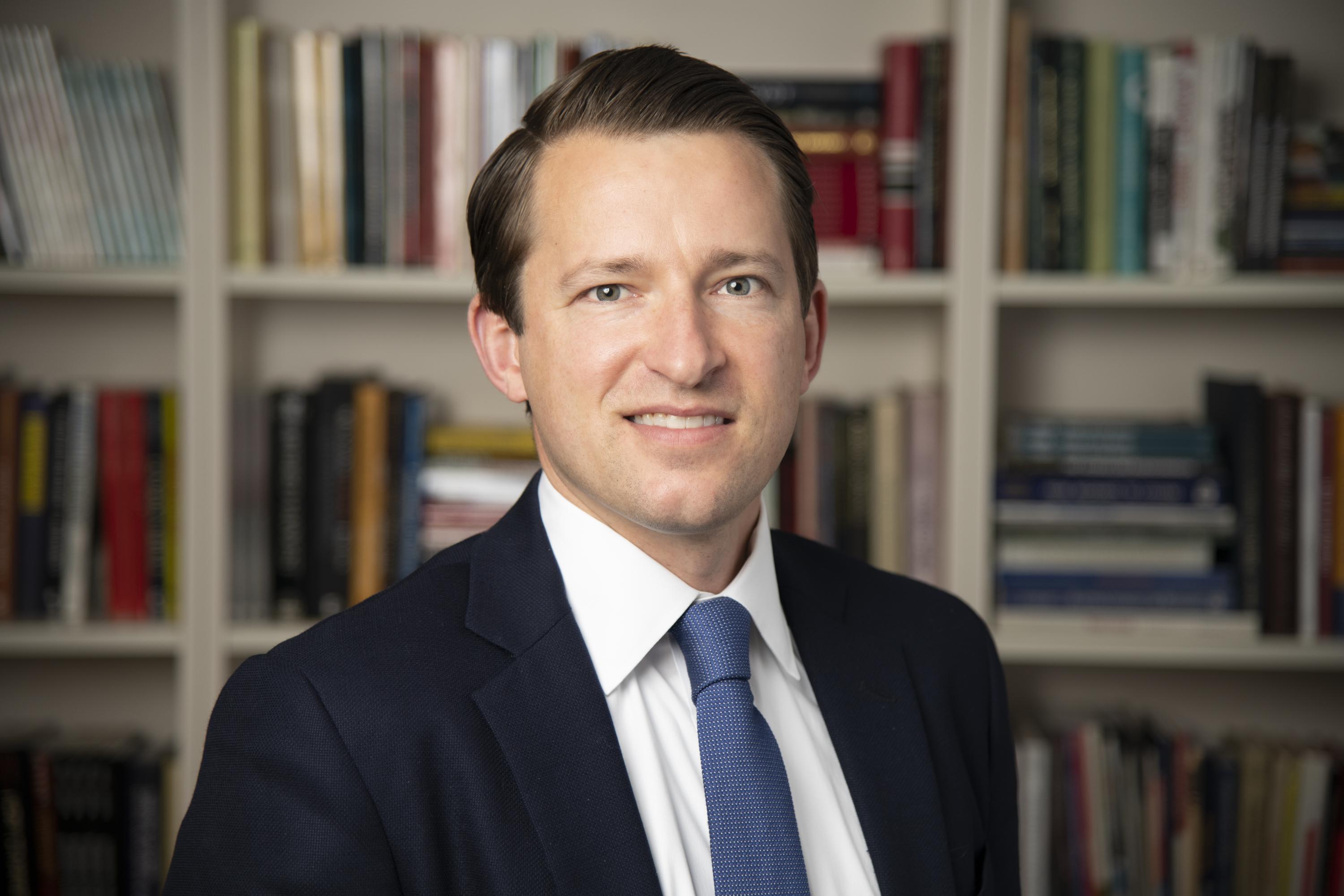 Douglas Farrar avatar