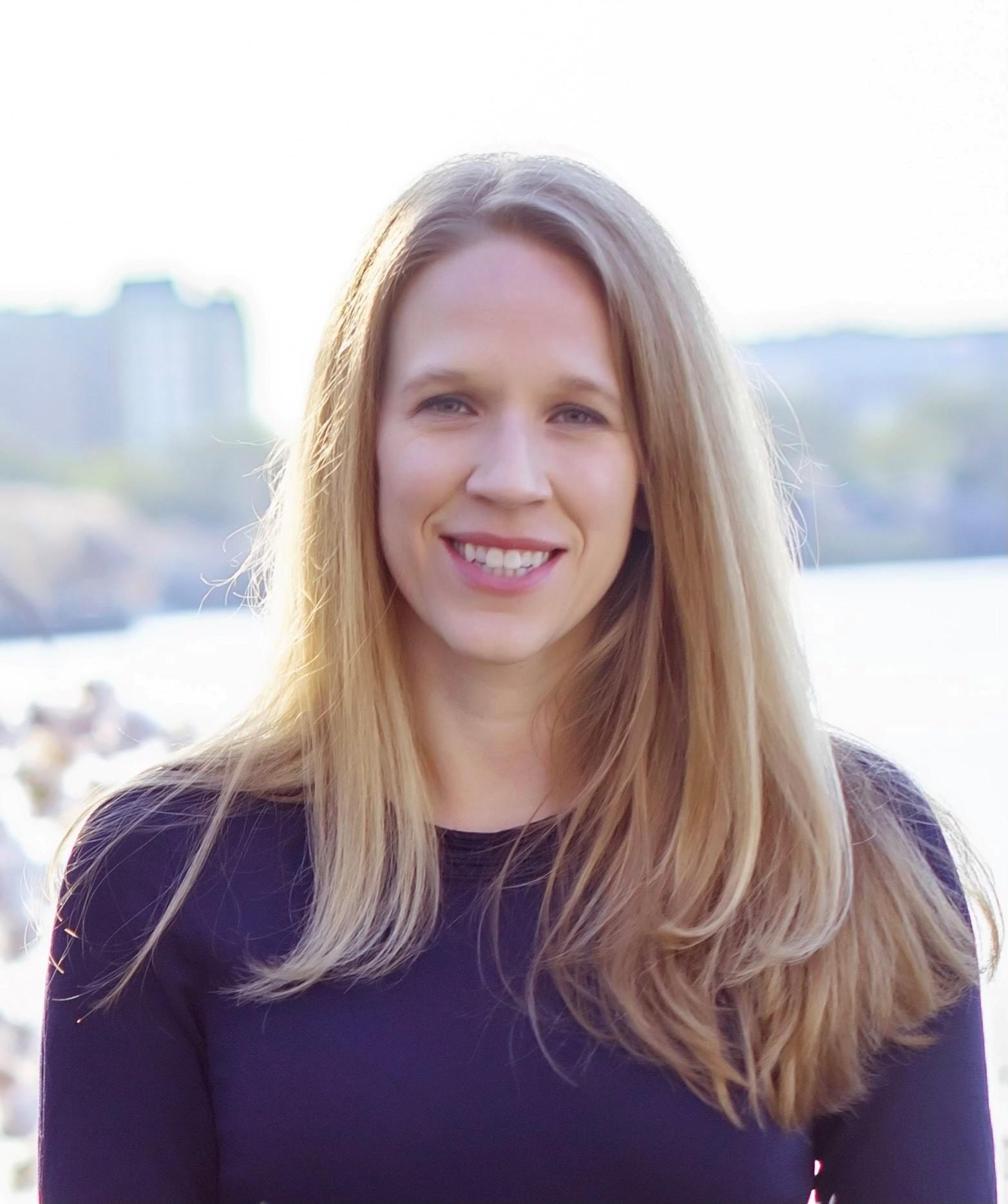 Dara Massicot avatar