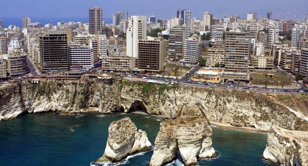 القمة السعودية - السورية في بيروت تهدّىء الأزمة لكنها لا تحلّها