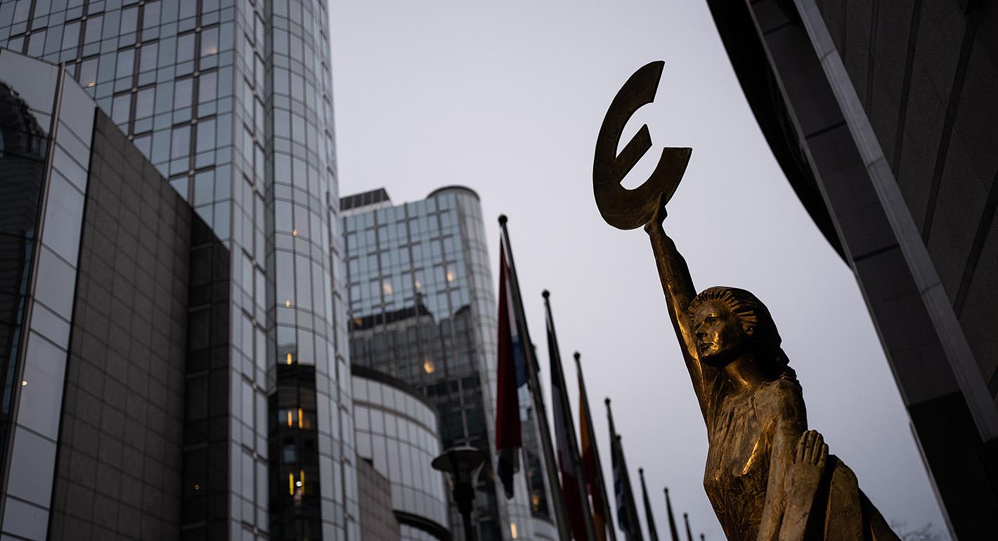 Against a European Civilization: Narratives About the European Union