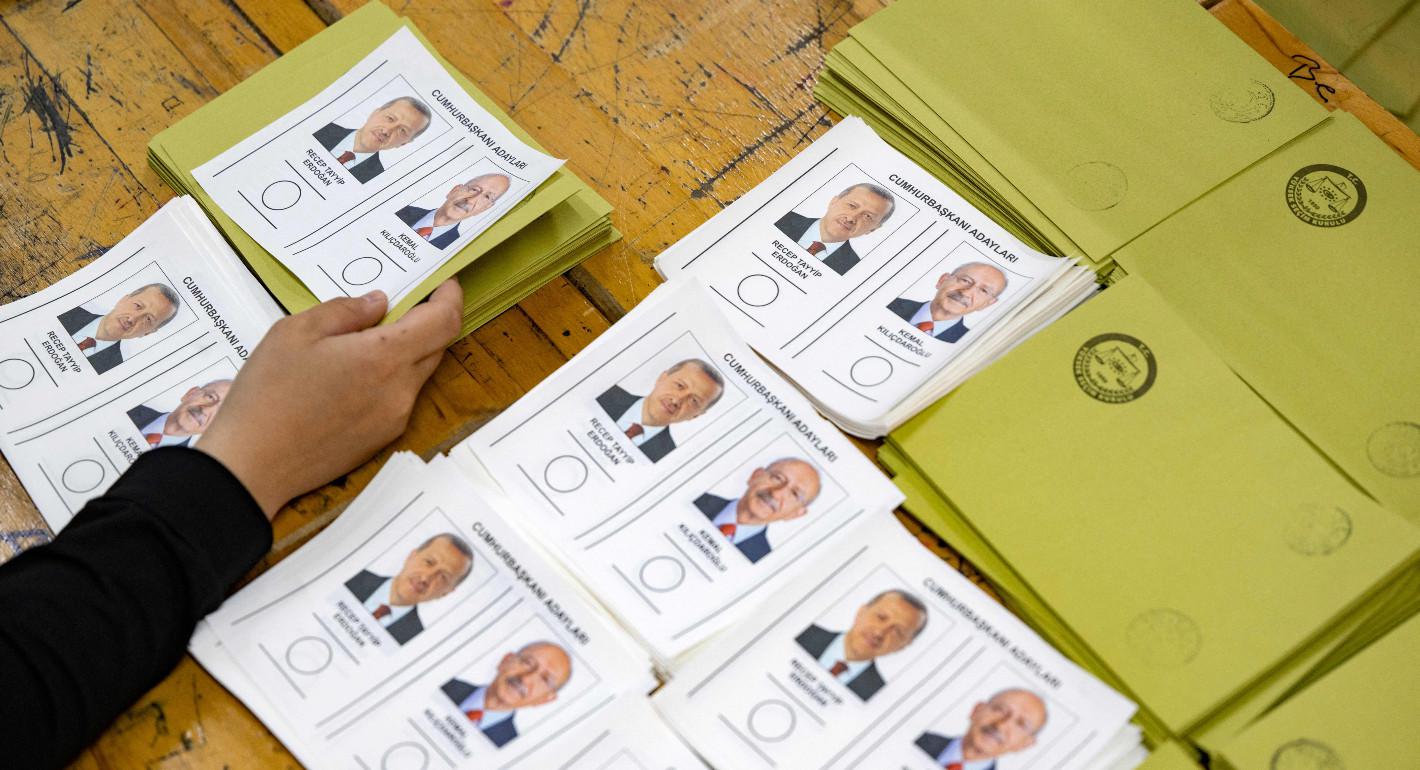 Is the Global Tide Turning in Favor of Democracy?