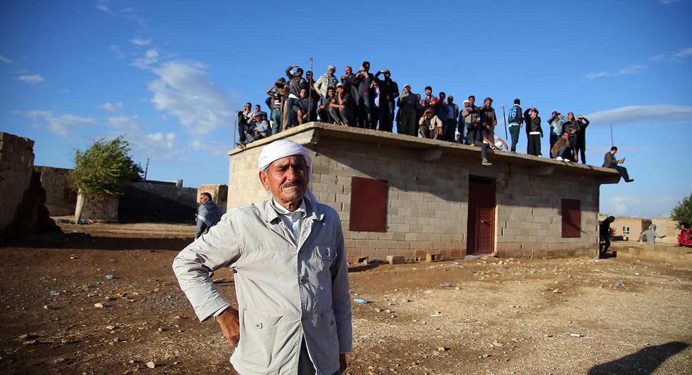 محنة منطقة: نشوء كانتون بحكم الأمر الواقع في شمال غرب سورية
