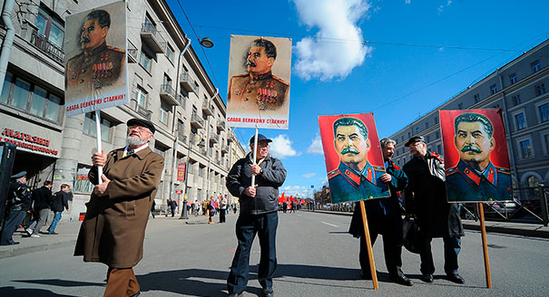 A Past That Divides: Russia’s New Official History