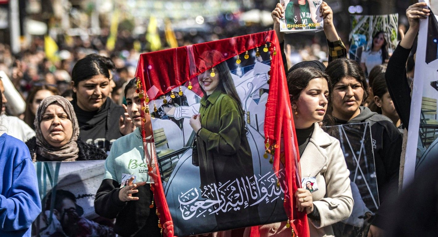 Regime Change and Minority Risks: Syrian Alawites After Assad