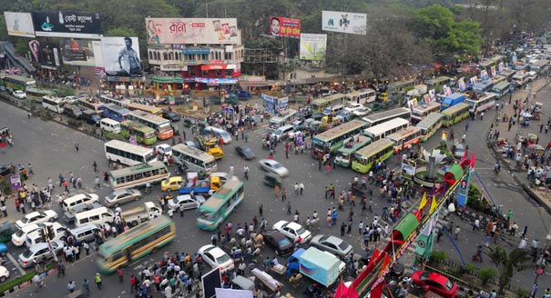 In Search of the Global Middle Class: A New Index