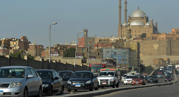 The Sisi Government’s Attempts to Win Over Egypt’s Civil Servants