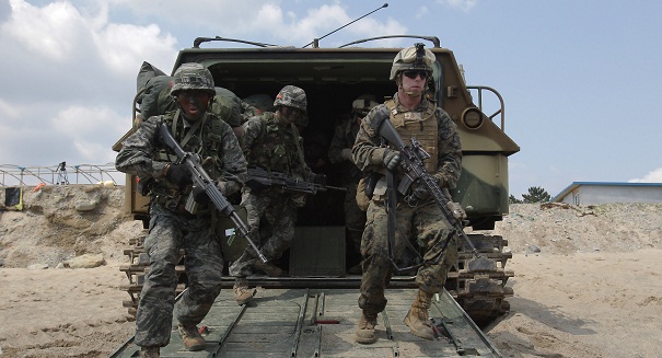 正视美驻日海军陆战队迁移问题