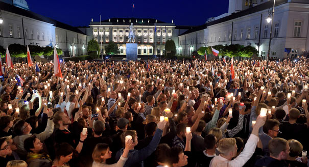 Defending EU Values in Poland and Hungary