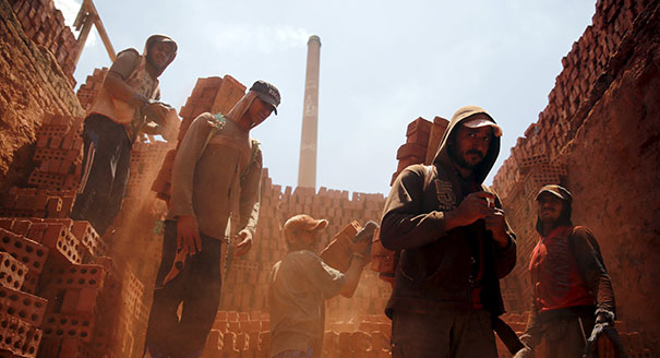 Low-Cost Authoritarianism: The Egyptian Regime and Labor Movement Since 2013