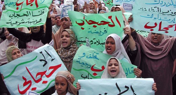 From Violence to Moderation: Al-Jama'a al-Islamiya and al-Jihad