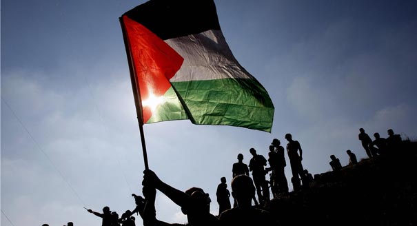 Policing the People, Building the State: Authoritarian Transformation in the West Bank and Gaza